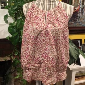 Ann Taylor patterned top!